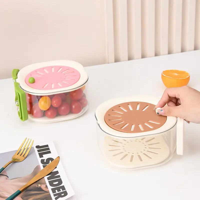 2-in-1 Fruit Strainer Container