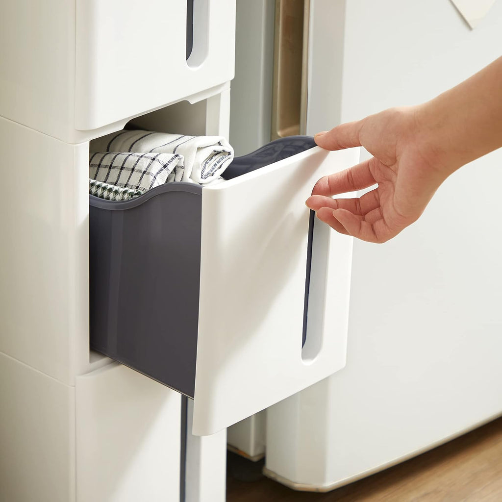 SONGMICS Storage Tower on Wheels KFR008G01