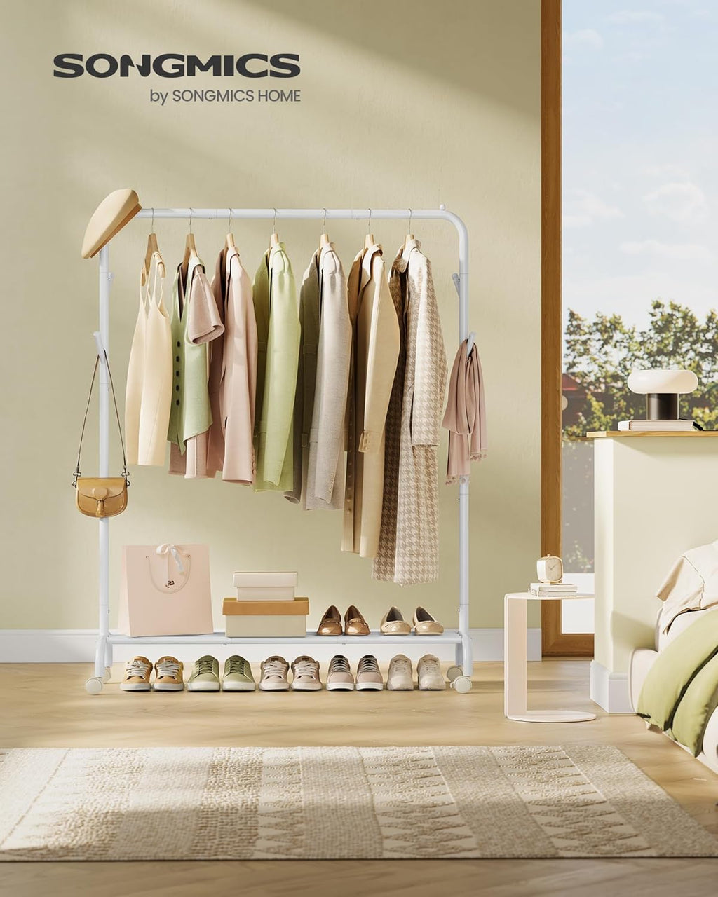 SONGMICS Clothes Rail HSR107B01V1