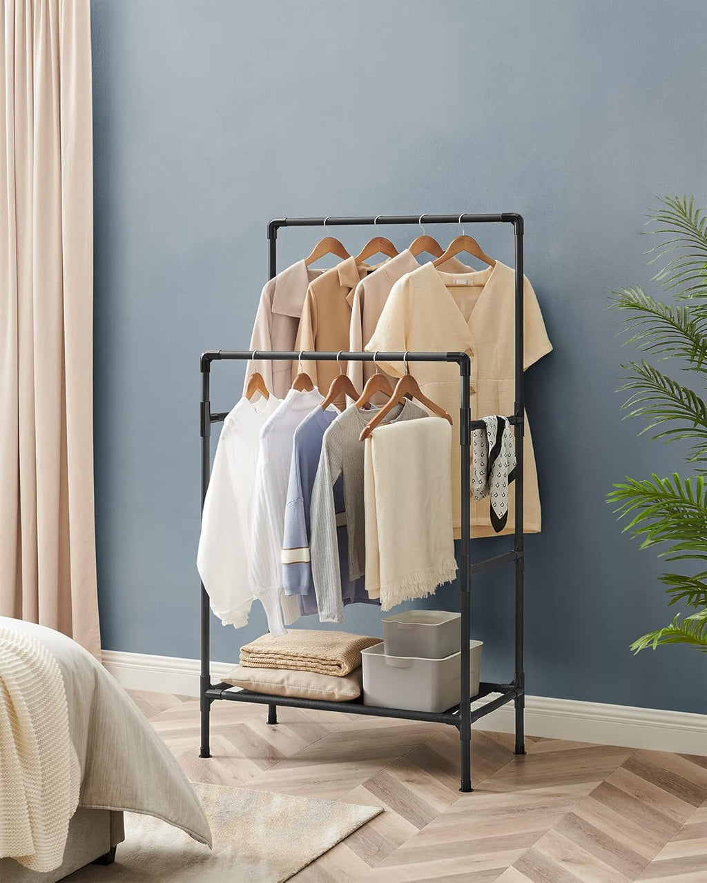 SONGMICS Clothes Rail RDR001B02