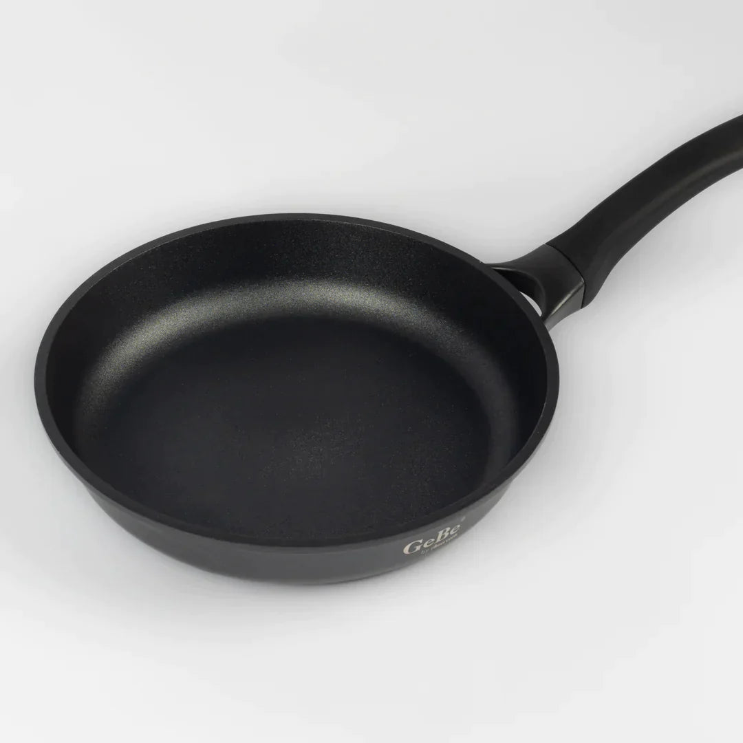 GEBE VENUS FRY PAN