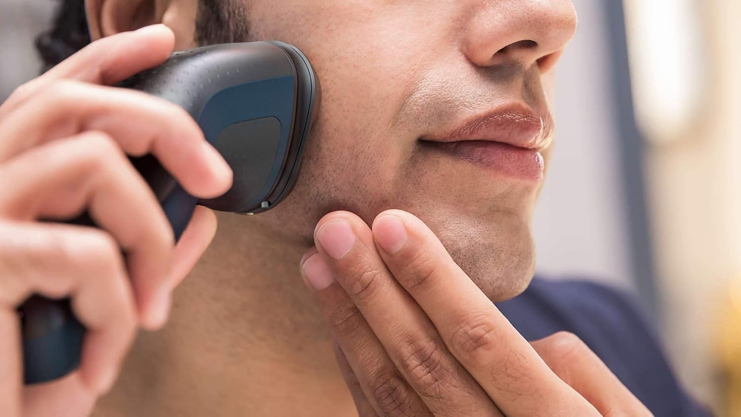 Philips Shaver Series 1000 Wet or Dry Electric Shaver,