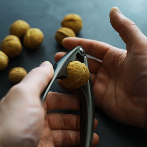 Nutcracker – Ruhhy tongs